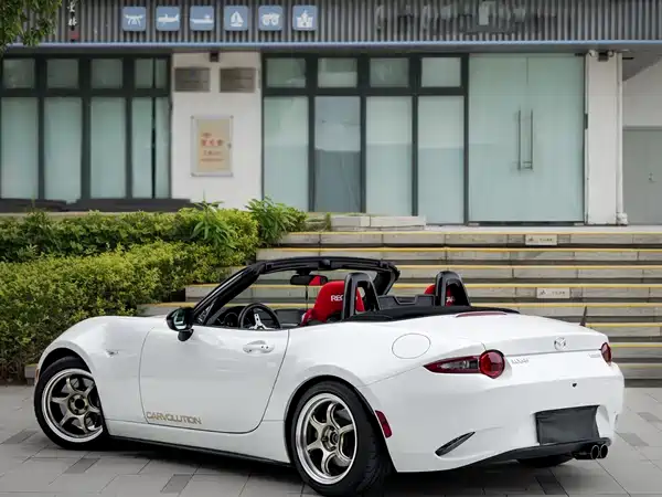 Mazda MX-5 2023