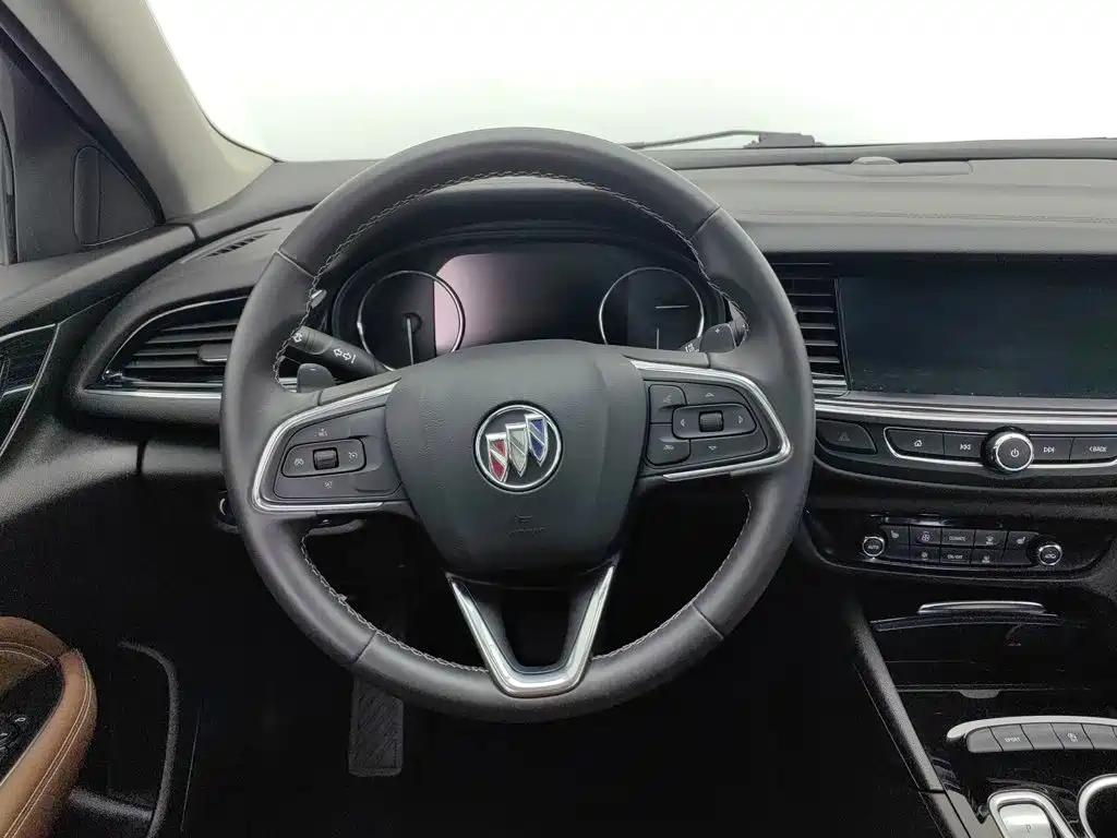 Buick Regal 2021 — фото 11