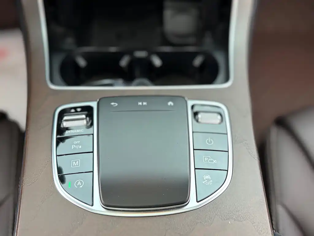 Mercedes-Benz GLC 2023 — фото 16
