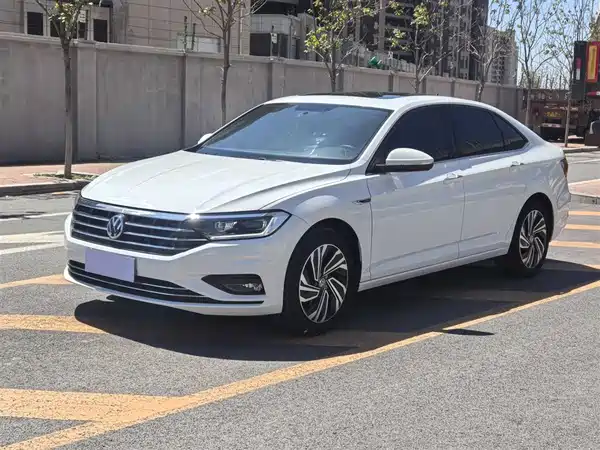 Volkswagen Sagitar 2021