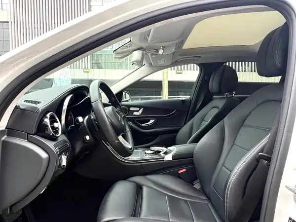 Mercedes-Benz C-Class 2018