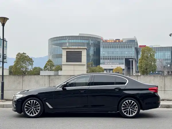 BMW 5 Series 2020