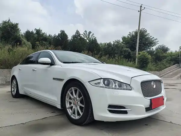 Jaguar XJ 2014