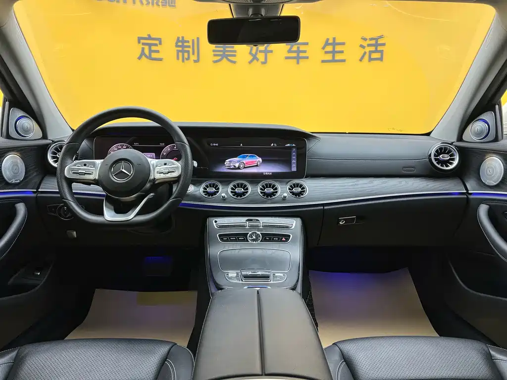 Mercedes-Benz E-Class 2019 — фото 14
