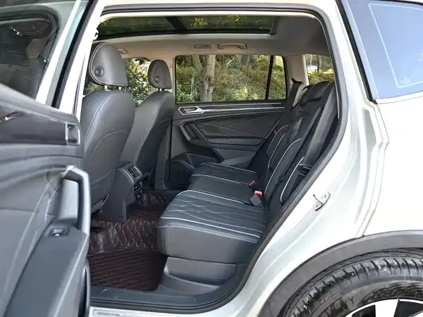 Volkswagen Tiguan L 2022