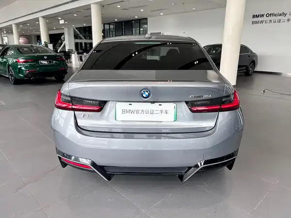 BMW i3 2022