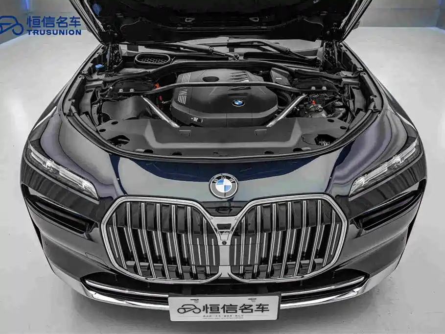 BMW 7 Series 2024 — фото 21