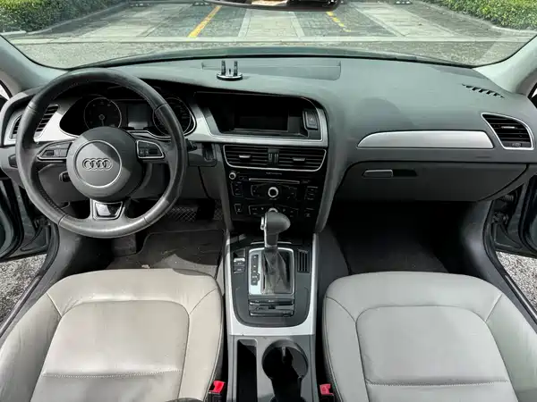 Audi A4L 2013