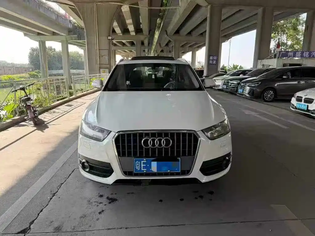 Audi Q3 2015 — фото 2