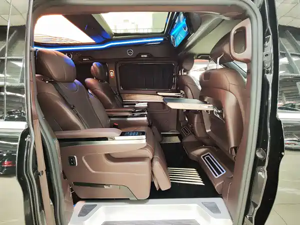 Mercedes-Benz V-Class 2022
