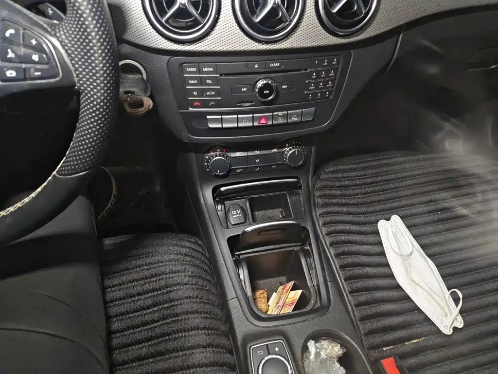 Mercedes-Benz B-Class 2015 — фото 15