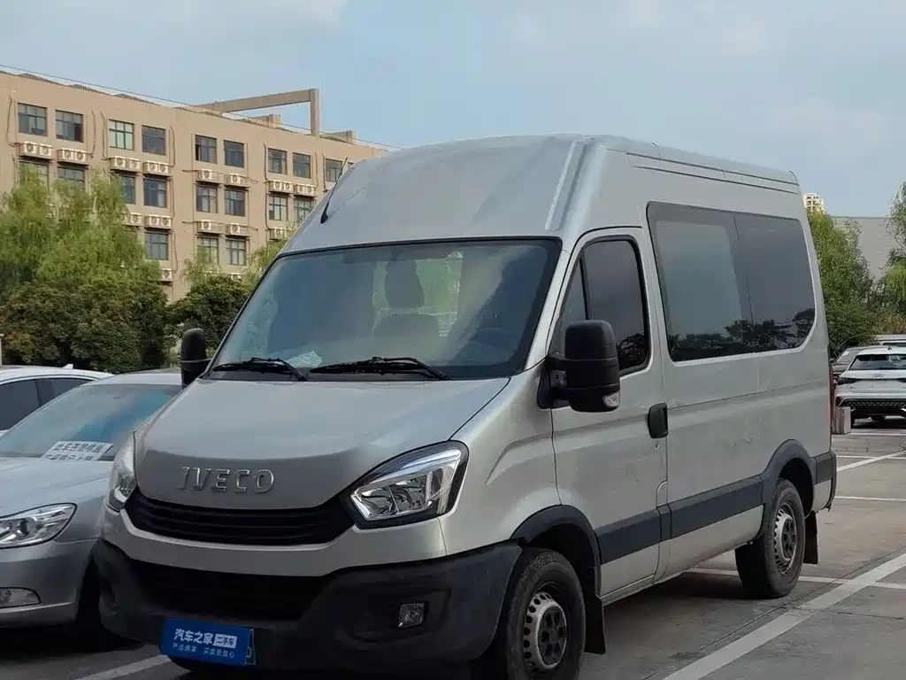 IVECO Ousheng 2020