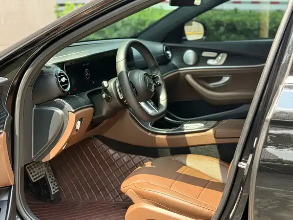 Mercedes-Benz E-Class 2021
