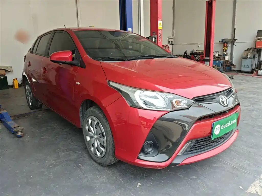 Toyota Yaris L 2021 — фото 4