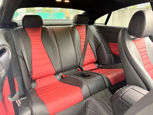 Mercedes-Benz E-Class 2022