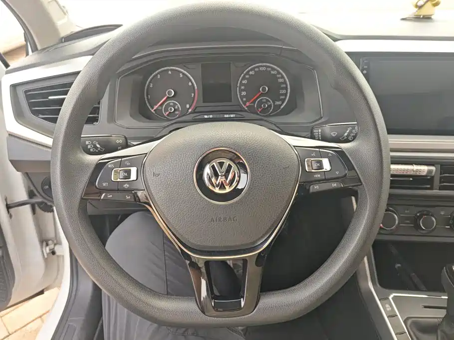 Volkswagen Polo 2020 — фото 15
