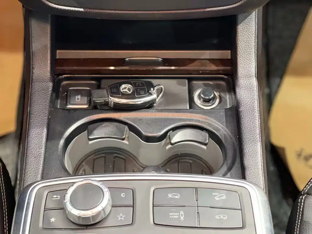 Mercedes-Benz M-Class 2015 — фото 19