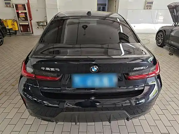 BMW 3 Series 2024