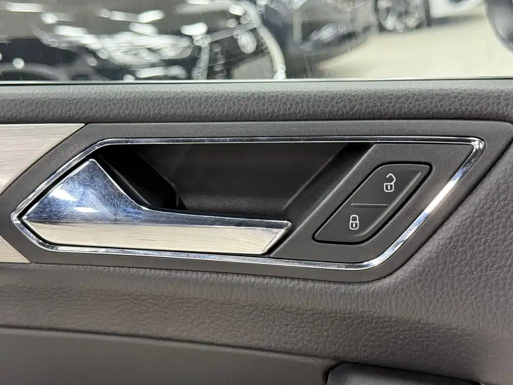 Volkswagen Touran 2022 — фото 15