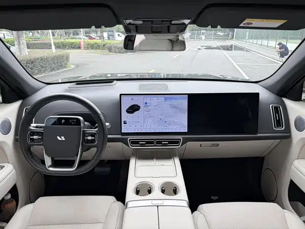 Li Auto L7 2025