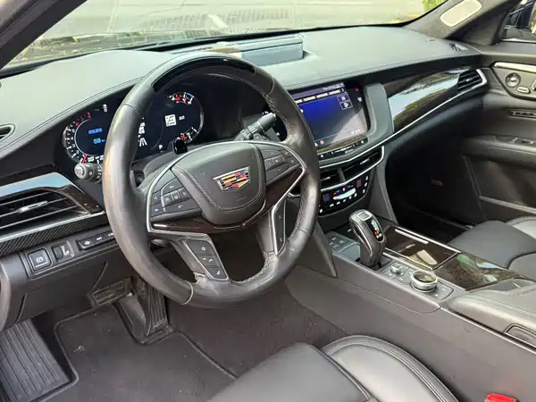 Cadillac CT6 2019