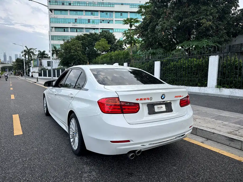 BMW 3 Series 2013 — фото 14