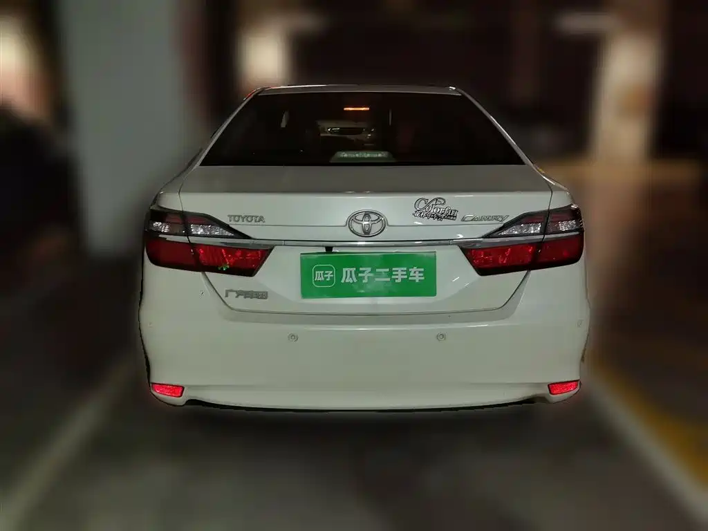 Toyota Camry 2017 — фото 4