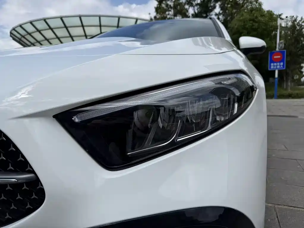 Mercedes-Benz A-Class 2023 — фото 19