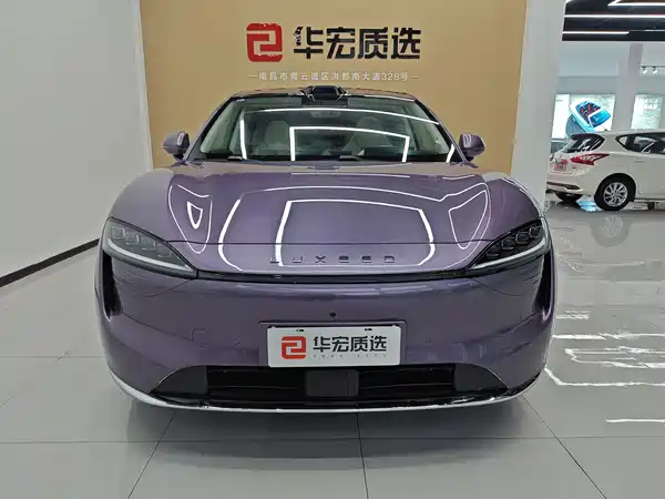 Luxeed R7 2025