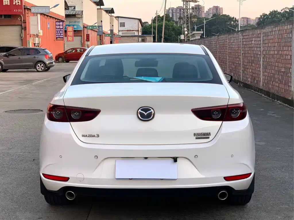 Mazda 3 Axela 2019
