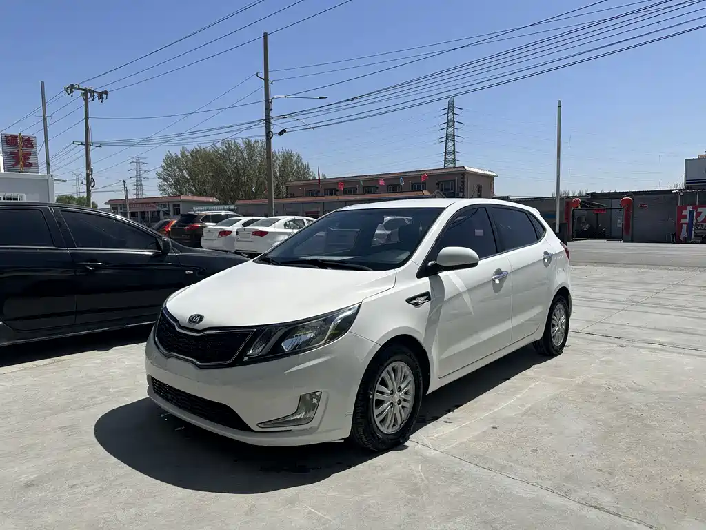 Kia K2 2014