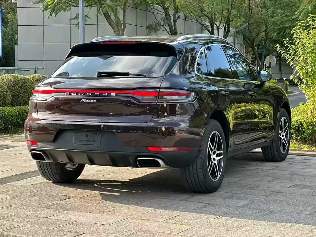 Porsche Macan 2018 — фото 9