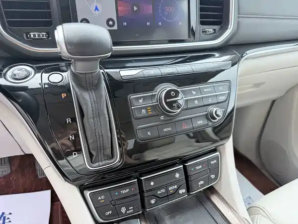 GAC Trumpchi M8 2019