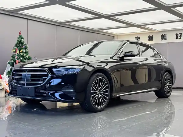 Mercedes-Benz E-Class 2023