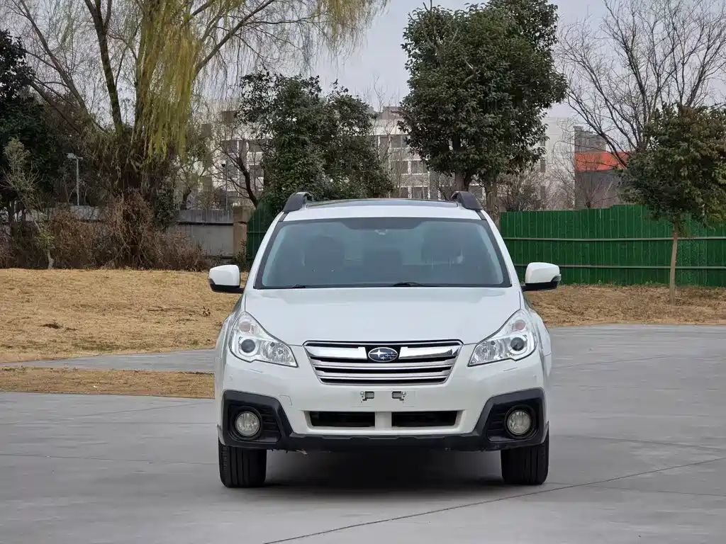 Subaru Outback 2014 — фото 2