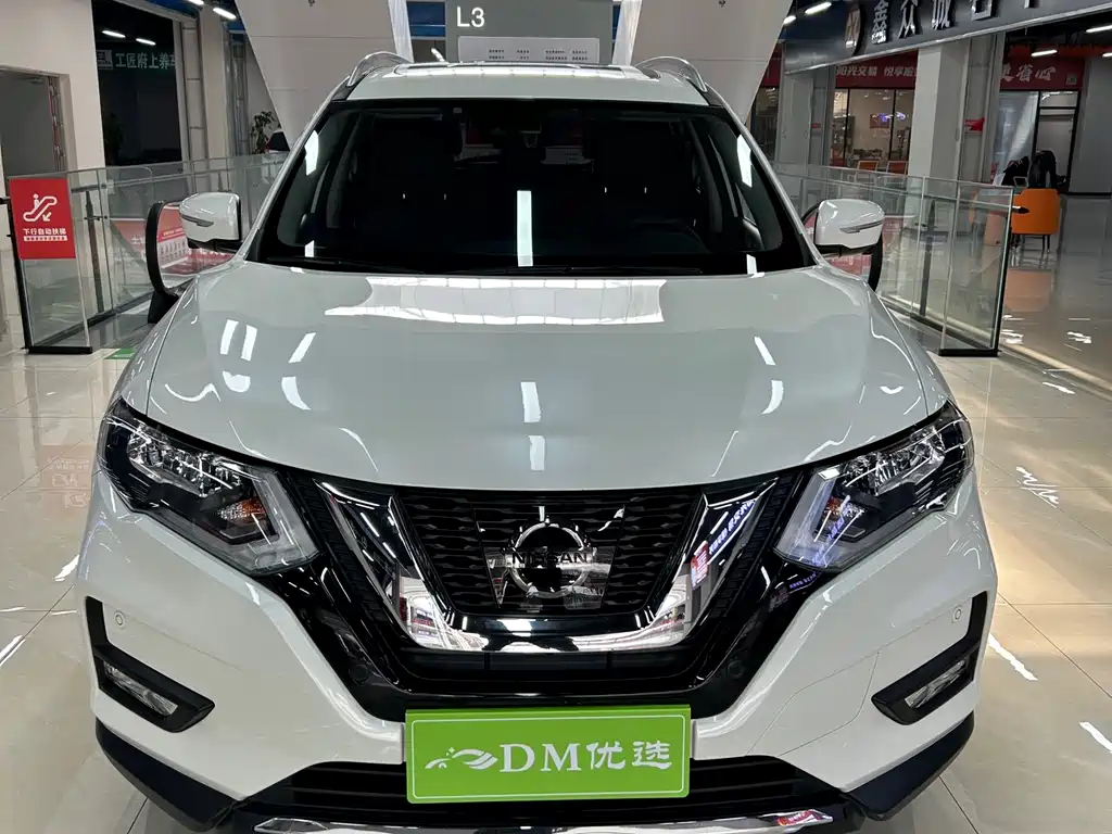 Nissan X-Trail 2018 — фото 2