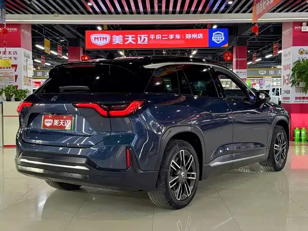 NIO ES6 2021