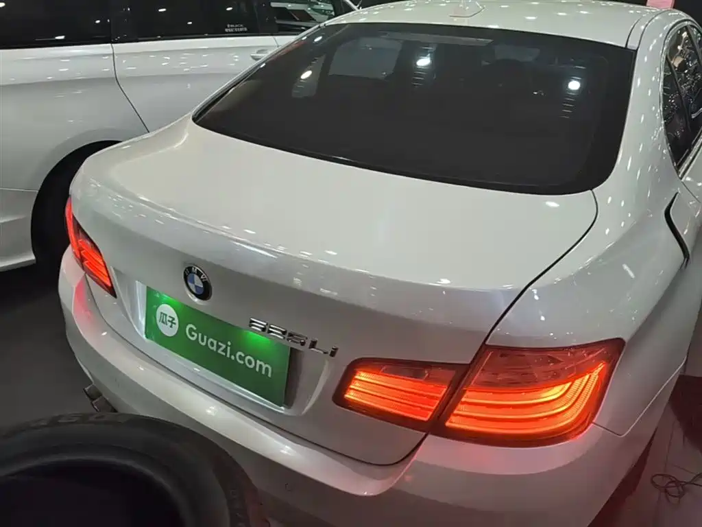 BMW 5 Series 2015 — фото 6
