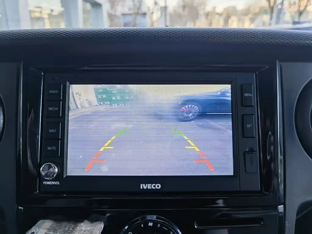 IVECO  2021 — фото 10