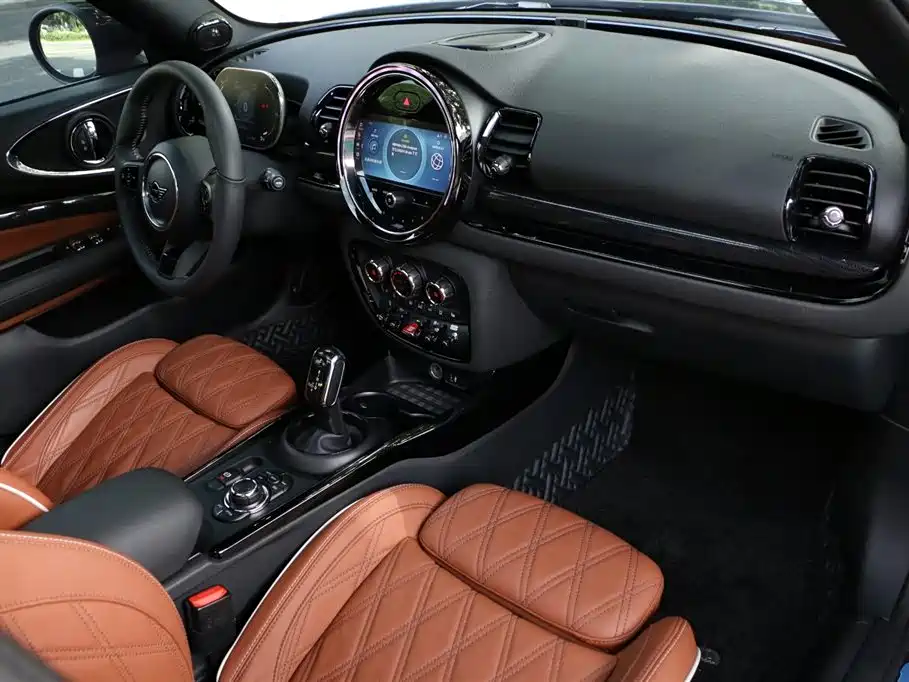 MINI Clubman 2021 — фото 19