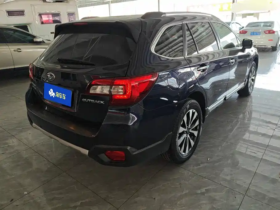 Subaru Outback 2017 — фото 3