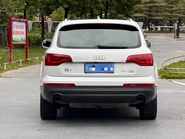 Audi Q7 2014