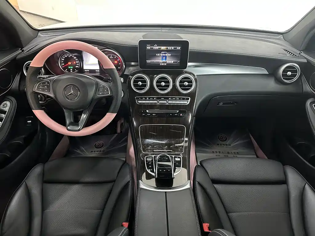 Mercedes-Benz GLC 2018 — фото 19
