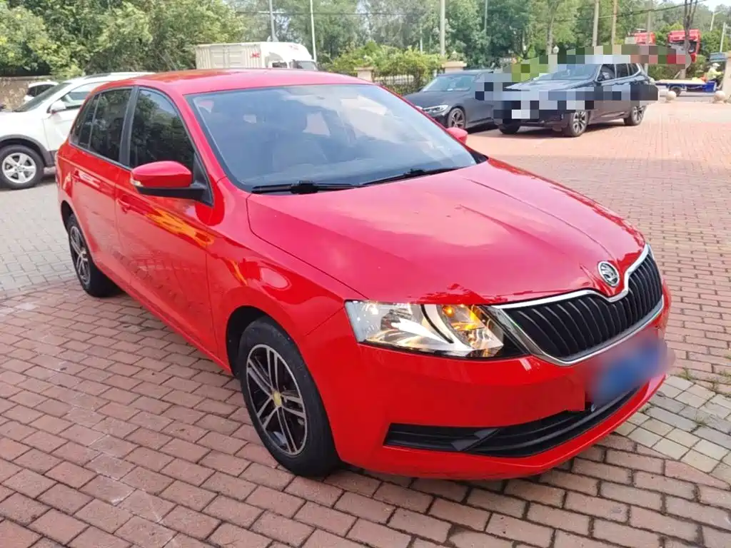Skoda Rapid Spaceback 2019 — фото 4