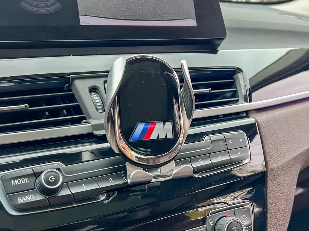 BMW X1 2021 — фото 11