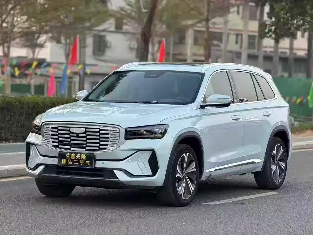 Geely Xingyue L 2022 — фото 1