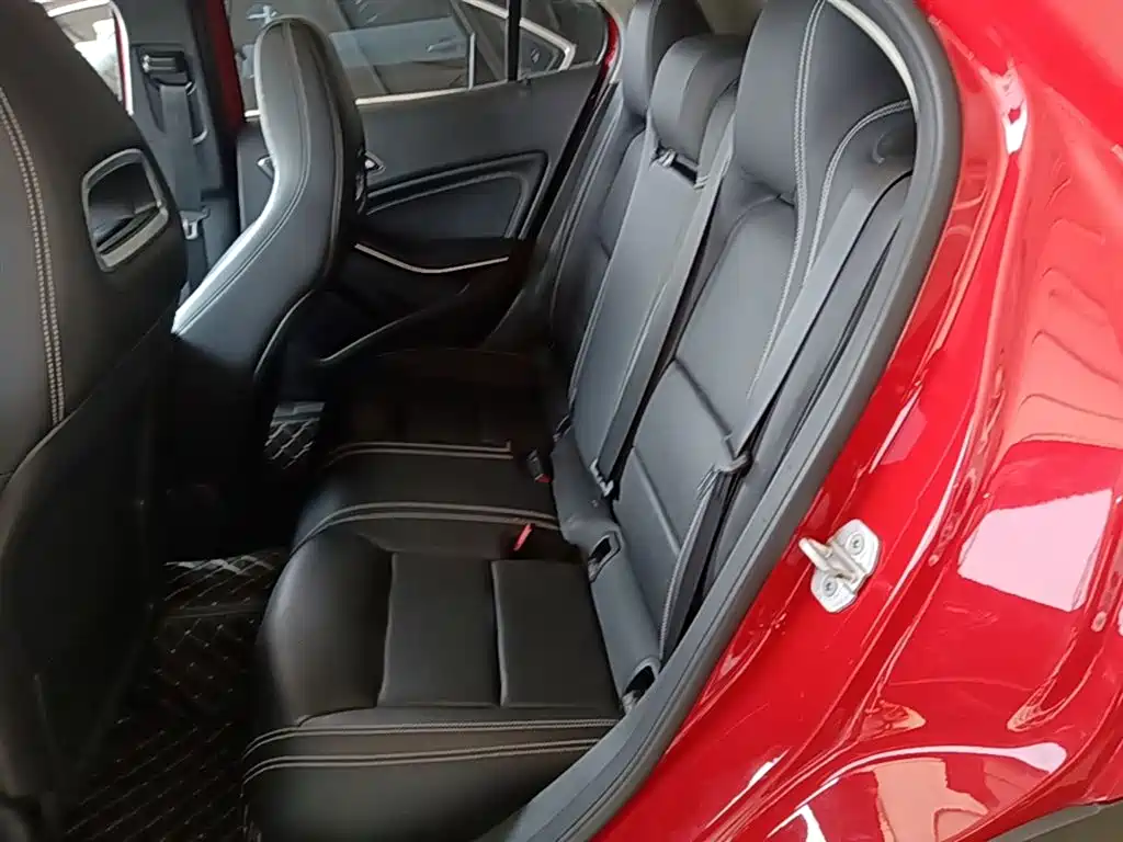 Mercedes-Benz GLA 2016 — фото 17
