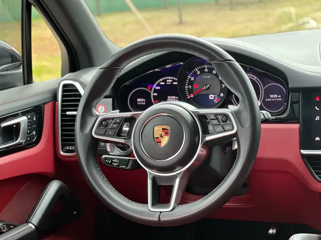 Porsche Cayenne 2022 — фото 13