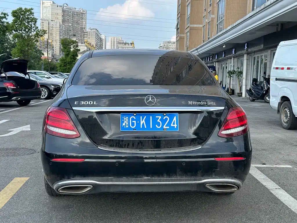 Mercedes-Benz E-Class 2018 — фото 6