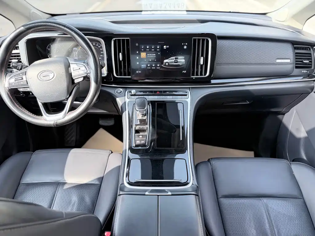 GAC Motor Trumpchi M8 2022 — фото 7